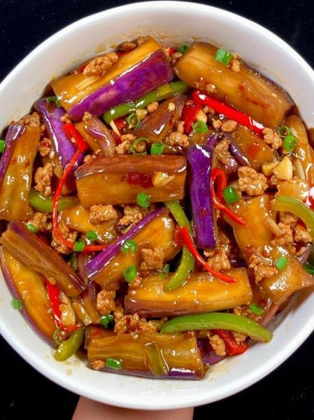 鱼香茄子怎么做_家常鱼香茄子做法