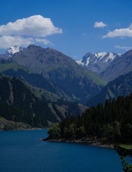 天山旅游景点有哪些_天山旅游最佳季节是什么时候