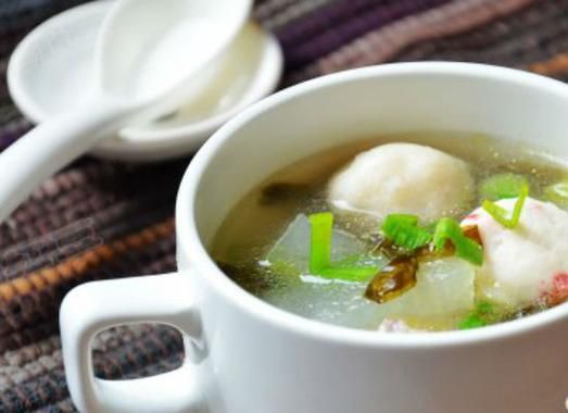 冬瓜鱼丸汤怎么做好喝_冬瓜鱼丸汤的家常做法