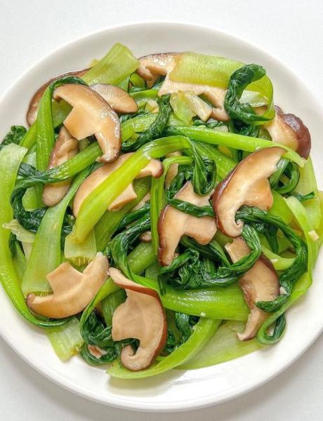 香菇青菜怎么炒好吃_香菇青菜焯水几分钟