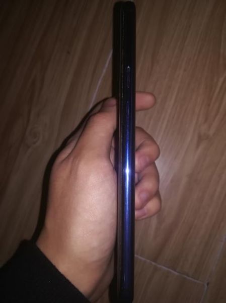 手机中框变形怎么办_手机中框材质哪种好