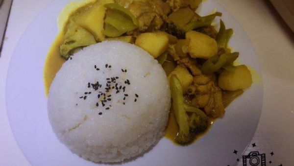 咖喱鸡腿怎么做_咖喱鸡腿的家常做法