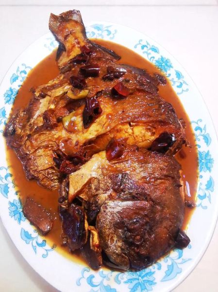 红烧平鱼的家常做法_红烧平鱼怎么做好吃又入味