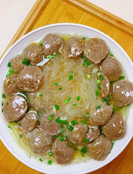 粉丝肉丸汤的家常做法_怎么做粉丝肉丸汤才好吃