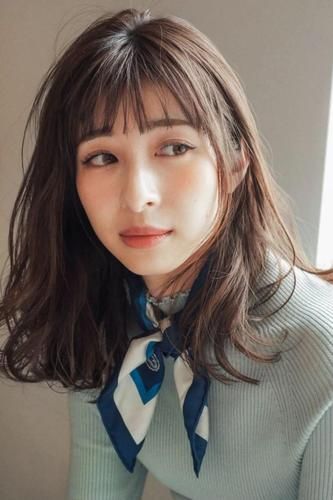 高个子适合什么发型_矮个子怎么显高穿搭