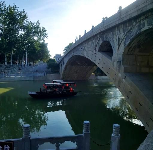 赵州桥在哪里_赵州桥是谁修建的