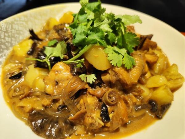 小鸡炖蘑菇怎么做_正宗东北做法