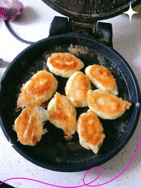 电饼铛做水煎包的做法_电饼铛水煎包底部为什么不脆
