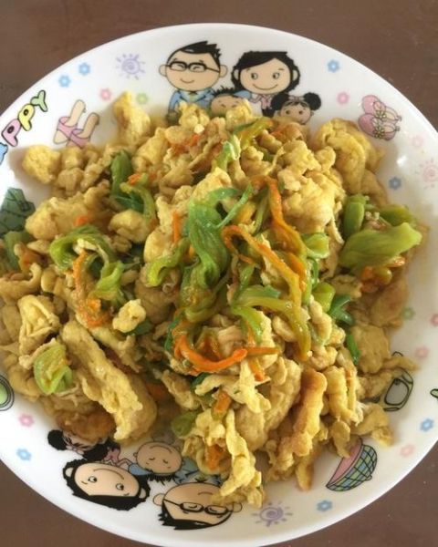 南瓜花炒鸡蛋怎么做_南瓜花炒鸡蛋的功效与禁忌