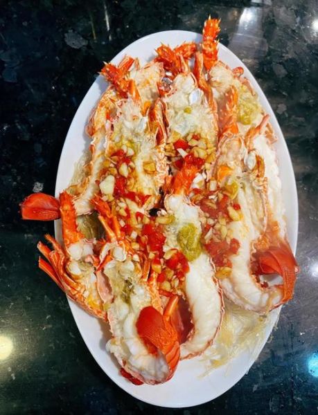 清蒸龙虾怎么蒸才鲜嫩_清蒸龙虾蒸几分钟最佳