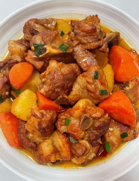 排骨烧土豆怎么做好吃_排骨烧土豆家常做法