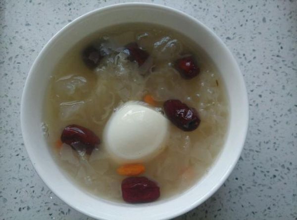 银耳鸡蛋汤的做法_银耳鸡蛋汤怎么做好吃
