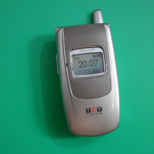 三星翻盖手机老款有哪些_三星老款翻盖机还能买到吗