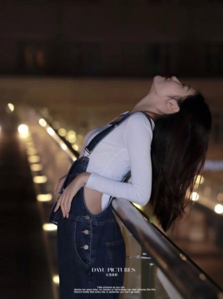 霓虹闪烁怎么拍_夜景人像拍摄技巧