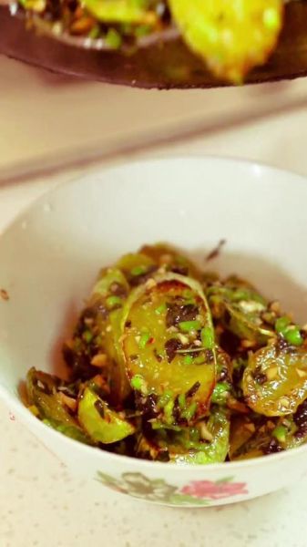 紫苏黄瓜怎么做_紫苏黄瓜的做法步骤