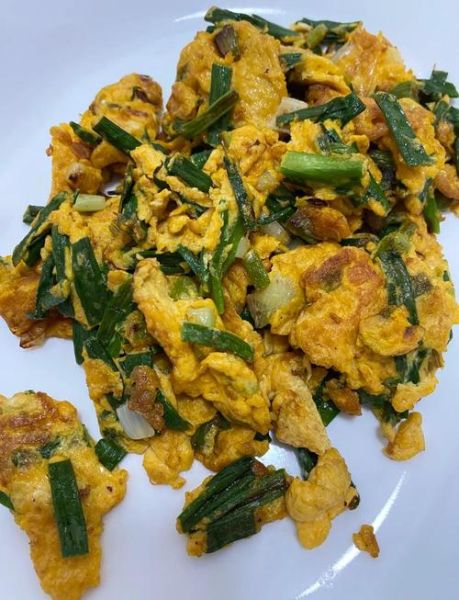 小葱炒鸡蛋怎么做_鸡蛋炒出来嫩不嫩