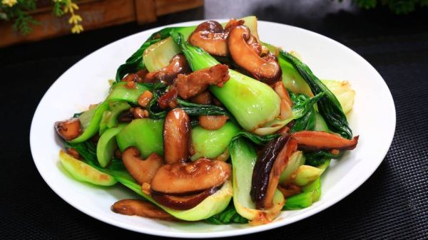 香菇炒油菜怎么做_香菇炒油菜用焯水吗