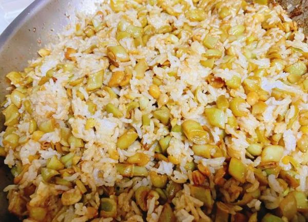 豆角麦饭怎么做_豆角麦饭的家常做法