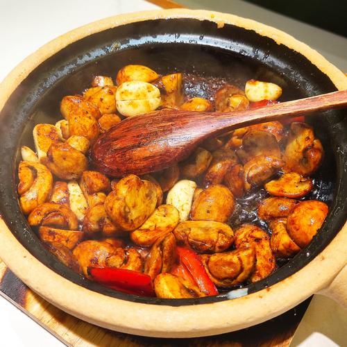 啫啫煲怎么做_正宗啫啫煲做法步骤