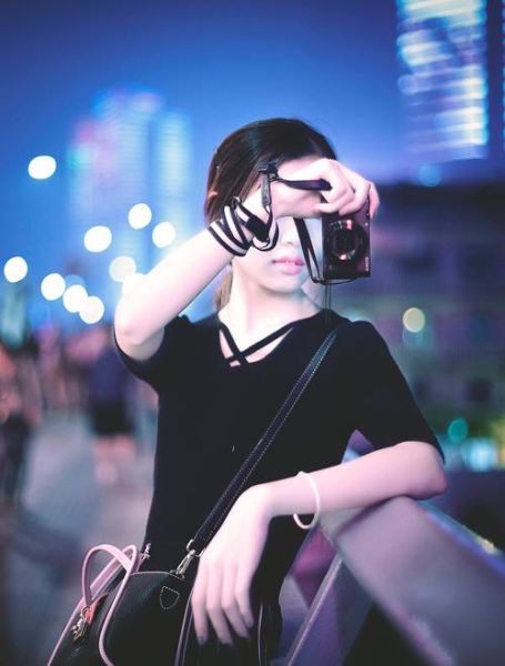 手机怎么拍夜景_手机拍人像用什么模式