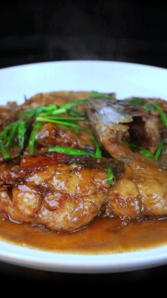 家常炖鲅鱼怎么做_炖鲅鱼用不用先煎