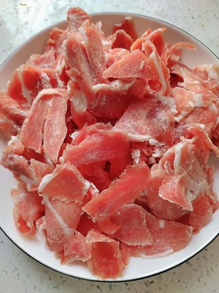 羊肉炒洋葱怎么炒才嫩_家常做法步骤详解