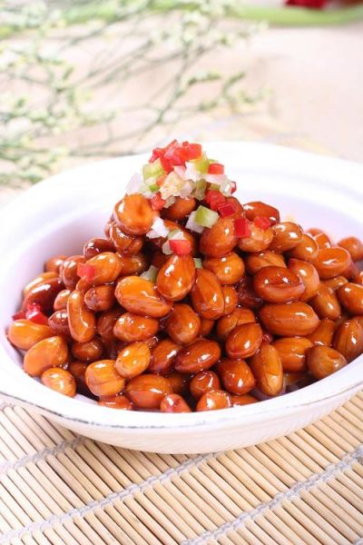 糖醋花生米怎么做_正宗糖醋花生米的做法窍门