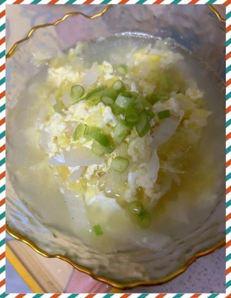 白菜鸡蛋汤怎么做_白菜鸡蛋汤需要焯水吗