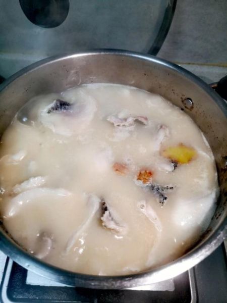 乌鱼汤怎么煲不腥_乌鱼汤的做法步骤