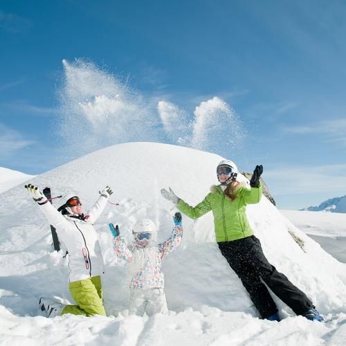 冰天雪地旅游最佳时间_如何保暖