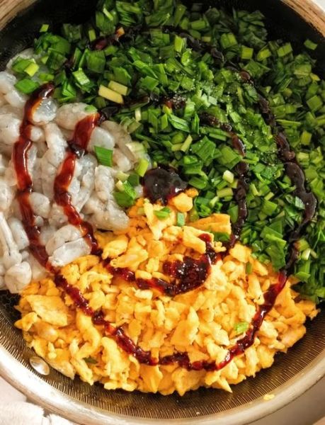 虾仁饺子馅怎么调好吃_虾仁饺子馅的做法大全