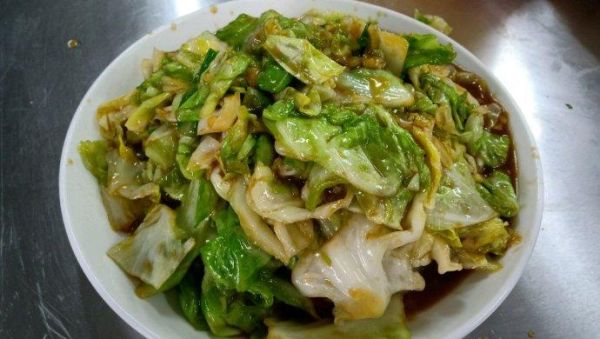 酱爆圆白菜怎么做_正宗做法窍门