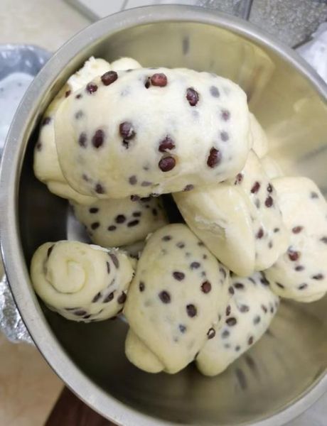 红豆馒头怎么做_红豆馅怎么调才好吃