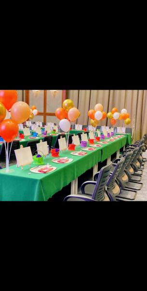 会场布置怎么形容_高端大气会场布置词语