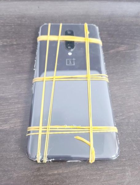 手机变砖怎么恢复_手机变砖还能救吗