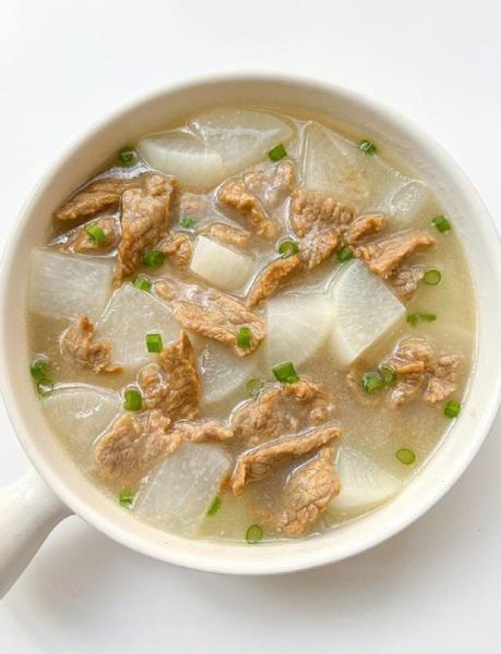 白萝卜汤怎么做_白萝卜汤的功效与禁忌