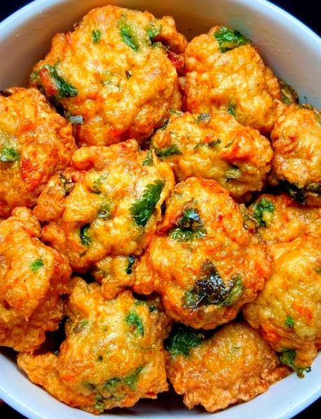 炸肉丸子家常做法_怎么做外酥里嫩