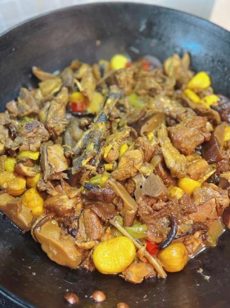 鸡怎么炖好吃又营养_鸡的品种哪种适合煲汤