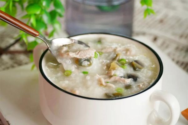 皮蛋瘦肉粥怎么做_皮蛋瘦肉粥家常做法