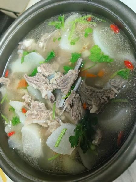 清炖羊排的家常做法_清炖羊排怎么做好吃又简单