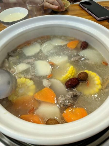 清炖羊排的家常做法_清炖羊排怎么做好吃又简单