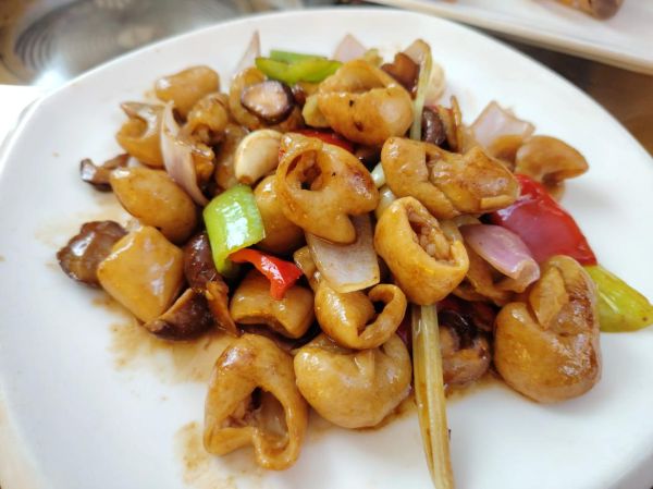 炒大肠怎么炒才脆_炒大肠用焯水吗