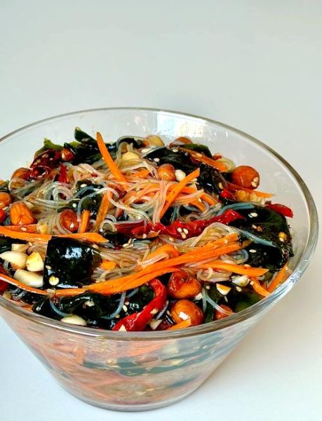 凉拌粉丝怎么做_凉拌粉丝需要焯水吗