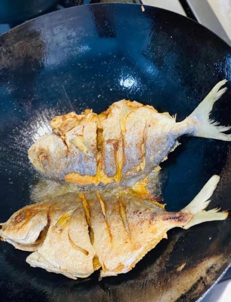 鲳鳊鱼怎么做好吃_清蒸鲳鳊鱼的家常做法