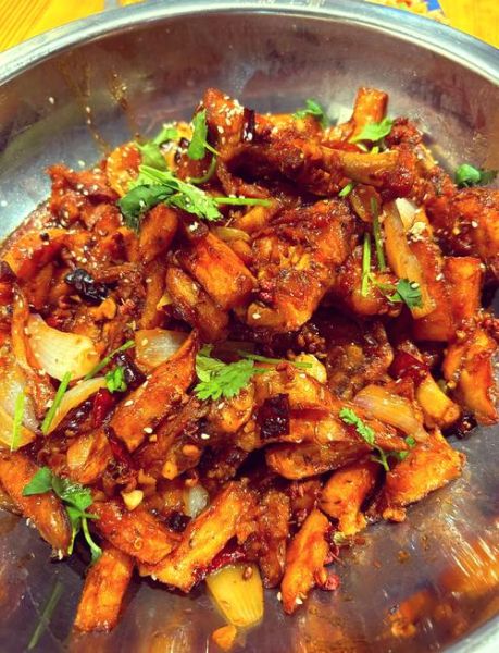 干锅怎么做才好吃_干锅底料怎么炒