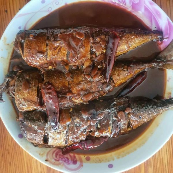 鲅鱼炖豆腐怎么做_鲅鱼炖豆腐的家常做法