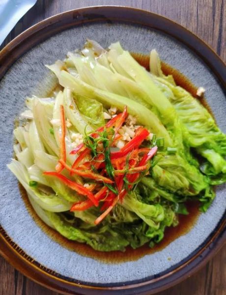 白灼生菜怎么做才脆_生菜焯水几分钟最好