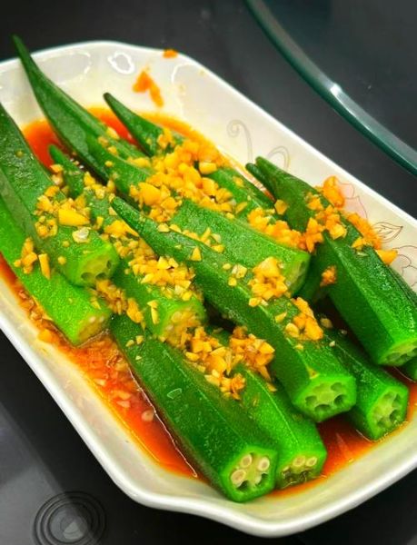 葱油秋葵怎么做_秋葵焯水几分钟才脆嫩