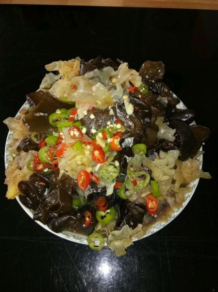 老醋木耳怎么凉拌才脆_老醋木耳用陈醋还是香醋