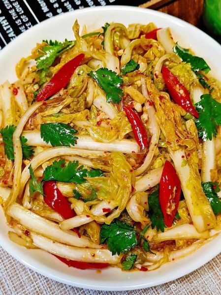 凉拌娃娃菜怎么做_娃娃菜凉拌要不要焯水